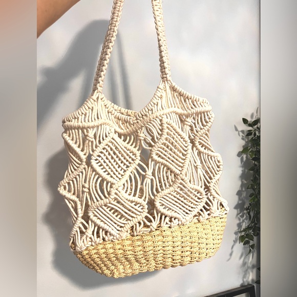 Boardwalk Babe Macrame tote bag - Picture 3 of 5